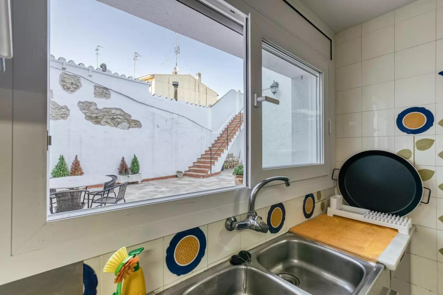 Can Mateuet - House Rental By Season Llagostera Exterior foto
